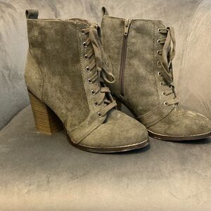 Women’s Boots